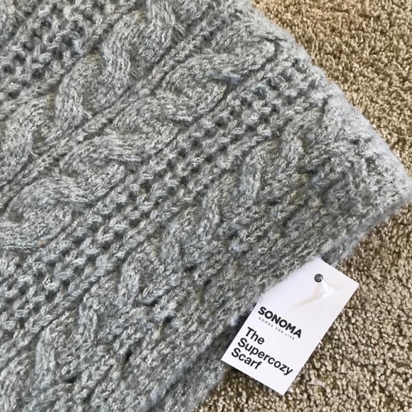 ❄NWT Soft & Cozy Infinity Scarf - Picture 4 of 8